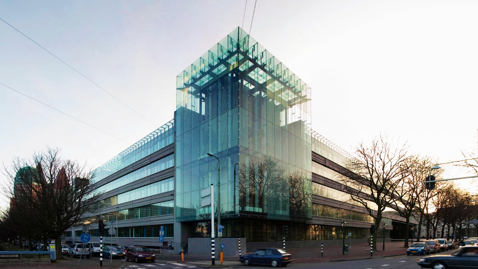 Dutch Ministry of Finance discloses breach affecting employees